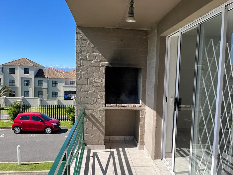 To Let 2 Bedroom Property for Rent in Vredekloof East Western Cape